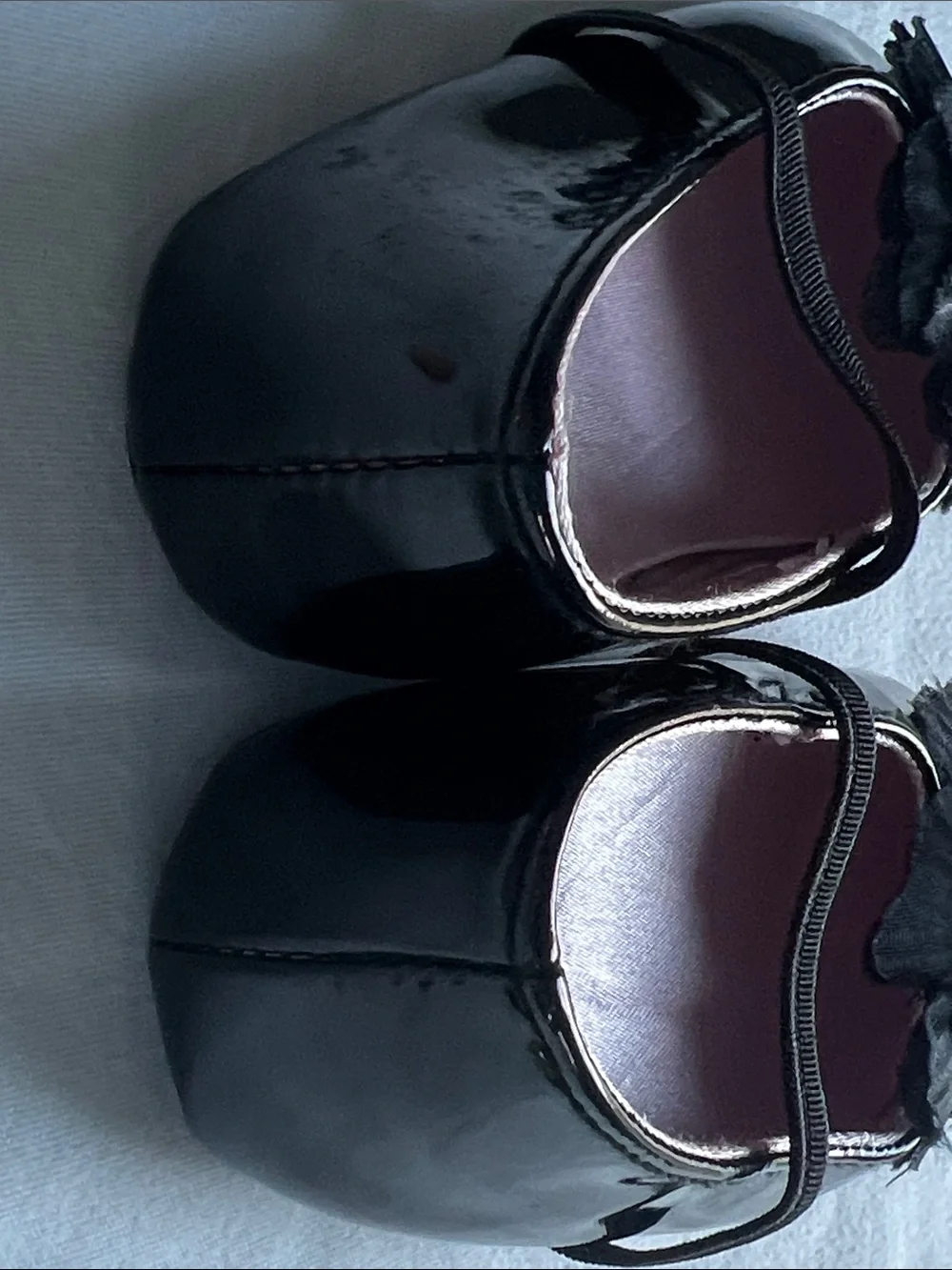 Stuart Weitzman | Baby Shoes Black Patent Mary Janes with Flower Accent Size 3